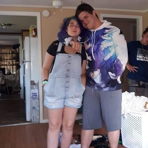 Meet your Posher, Lela